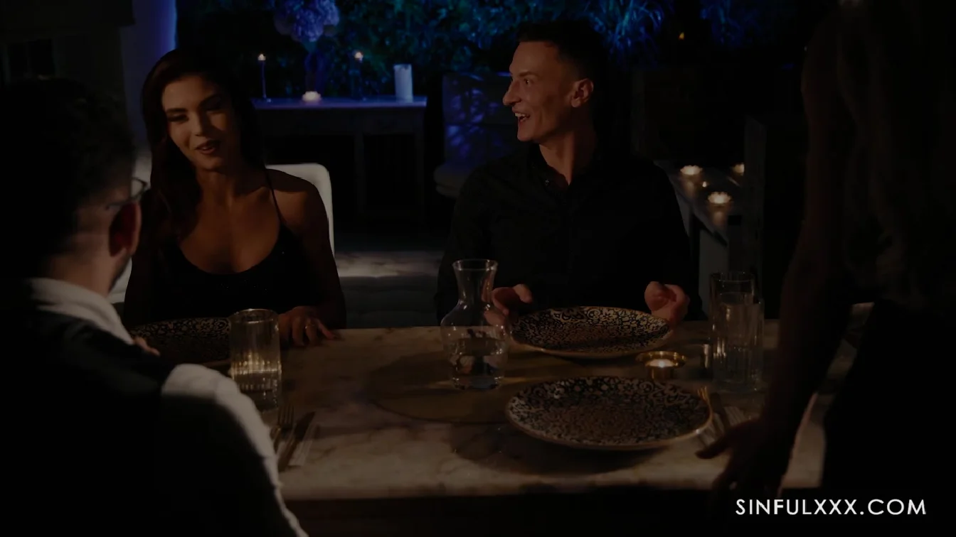 SinfulXXX Angie Lynx And Peach Lollypop XXX